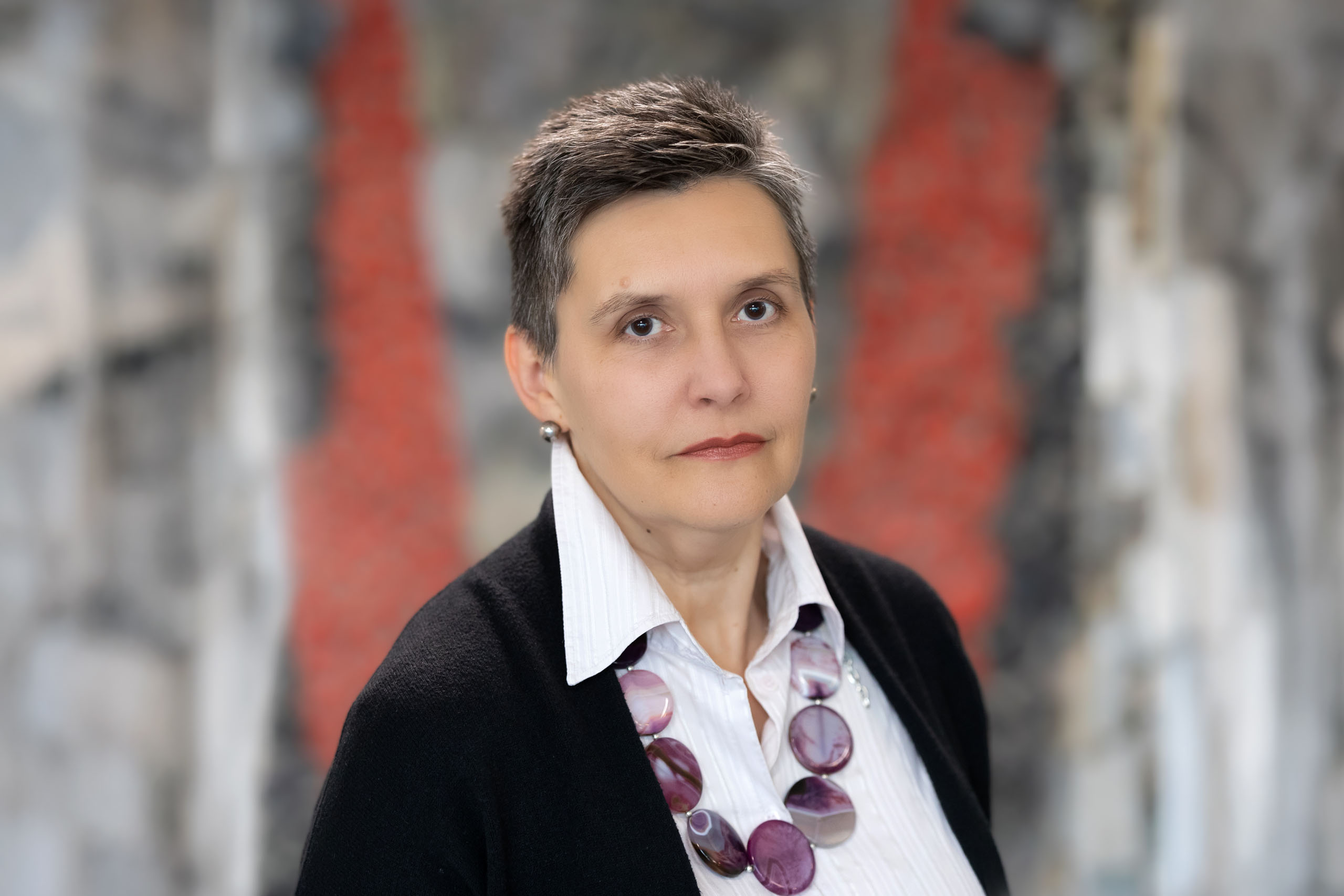 Agnieszka Bazylko – Prodziekan ds. kształcenia na kierunku farmacja Wydziału Farmaceutycznego Warszawskiego Uniwersytetu Medycznego, zdjęcie portretowe